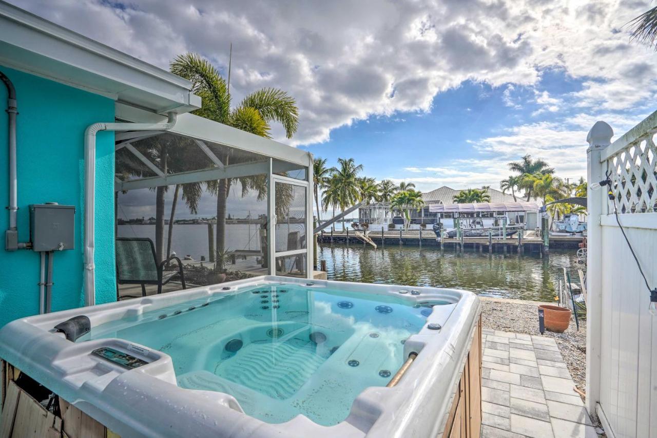 Waterfront Matlacha Home With Hot Tub And Grill! ภายนอก รูปภาพ
